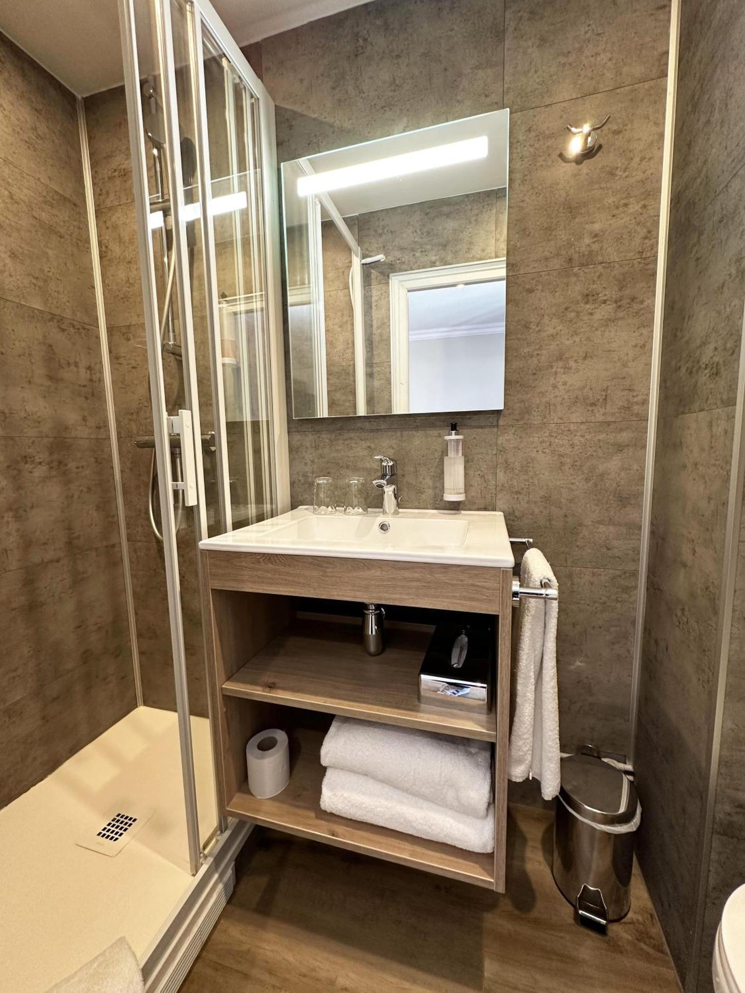 Logis - Hotel Arc En Ciel Et Spa Les Sables D'Olonne ห้อง รูปภาพ